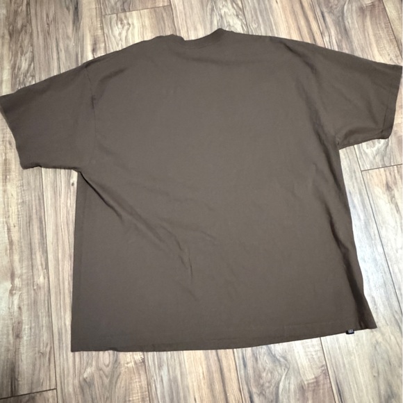 LRG Brown Graphic T-Shirt with Giraffe & Leopard. Size 3XL - Picture 3 of 7